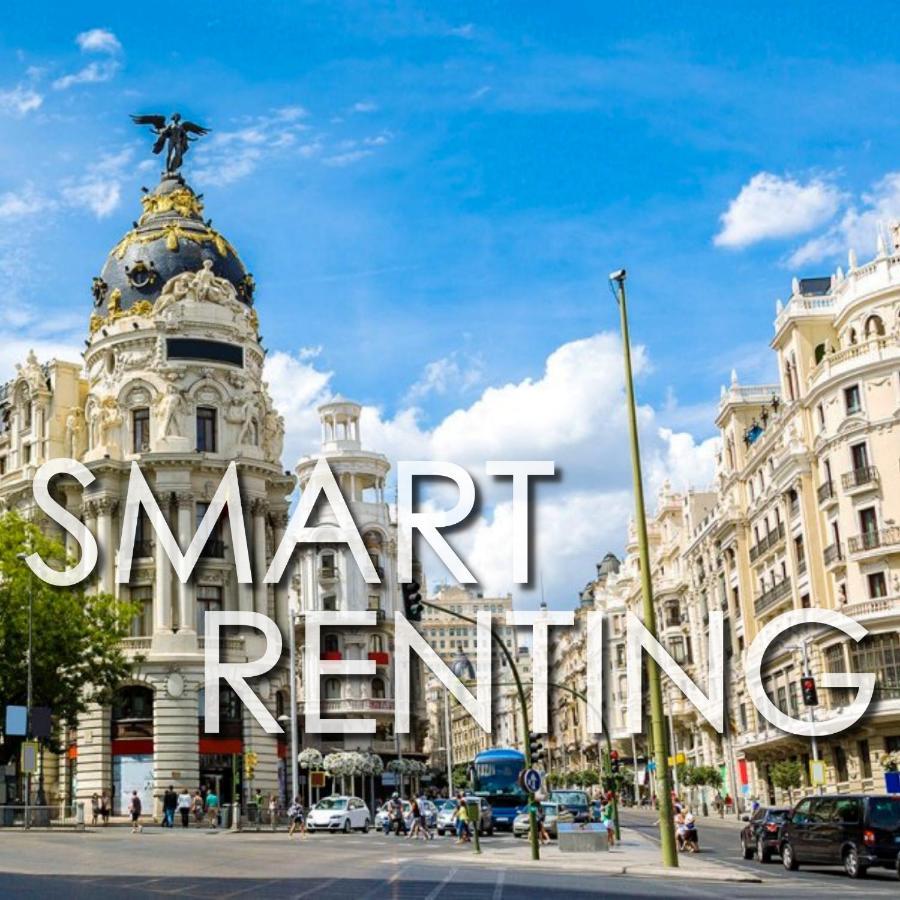 Apartamentos Smartrenting Gran Via Madrid Exterior photo