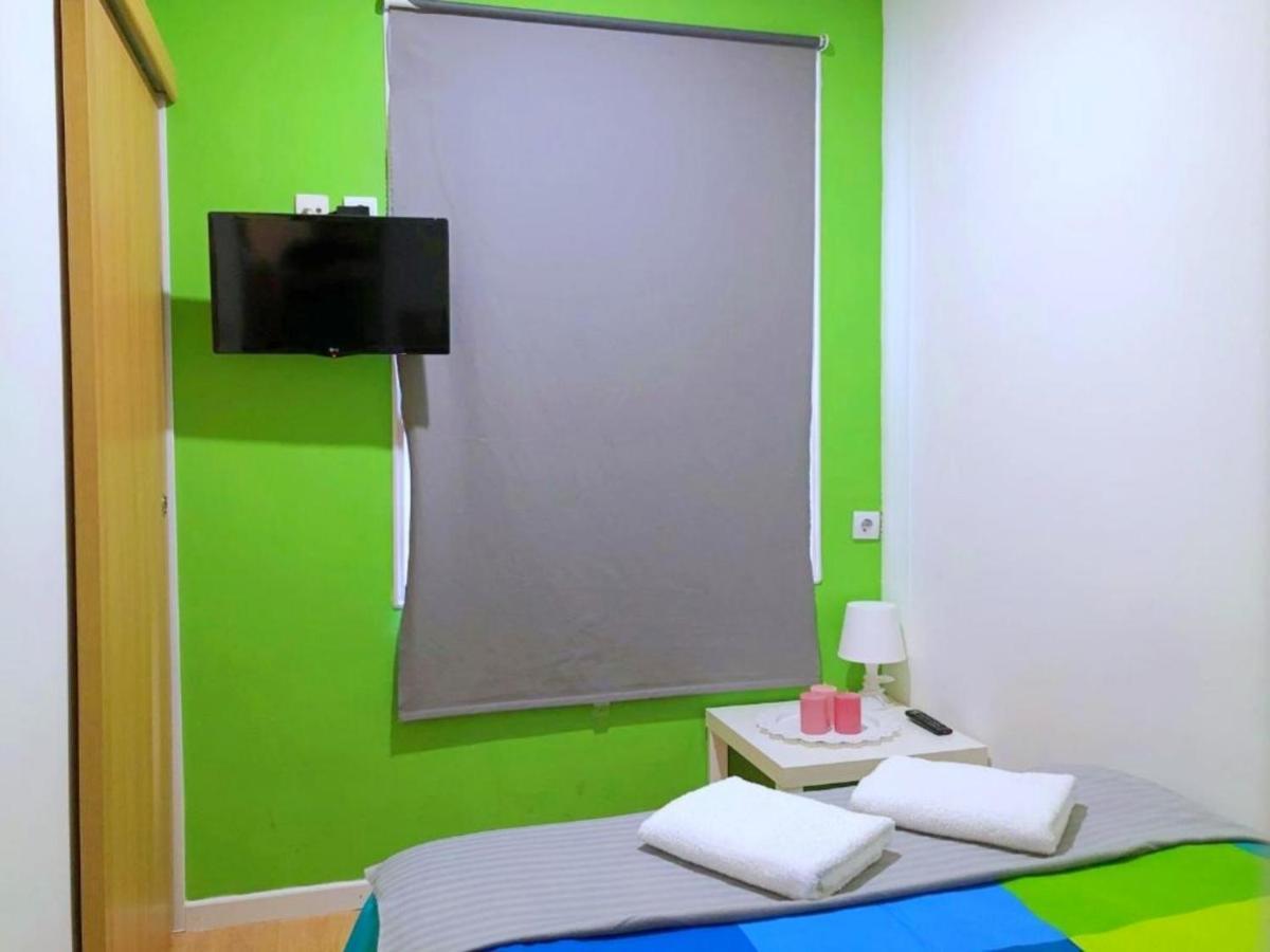 Apartamentos Smartrenting Gran Via Madrid Exterior photo